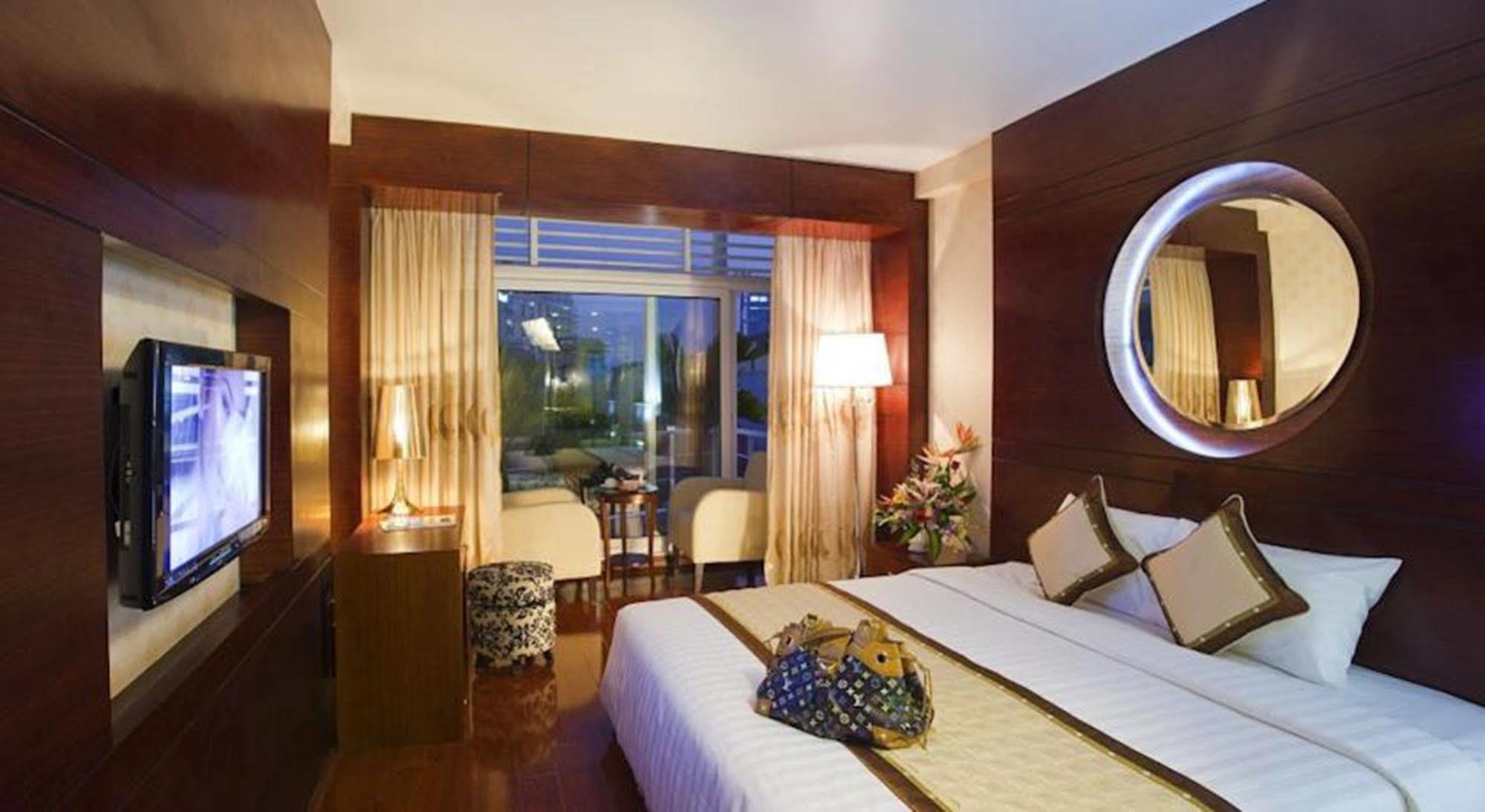 Millennium Hanoi Hotel Экстерьер фото